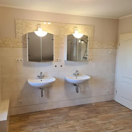 Drachennest Mit Kochnische & Bad *